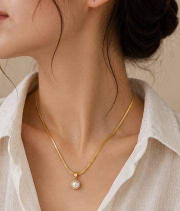 Gold Pearl Pendant Necklace